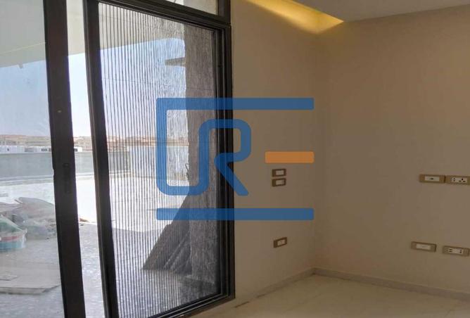 8034420 - Property Image 2
