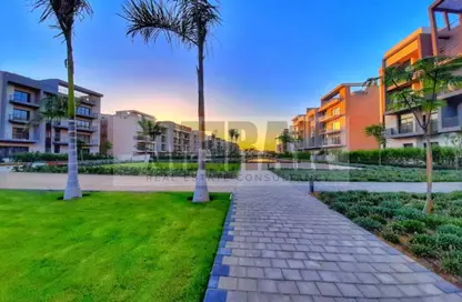Apartment - 3 Bedrooms - 4 Bathrooms for sale in Moon Residences - Fifth Square - The 5th Settlement - New Cairo City - Cairo