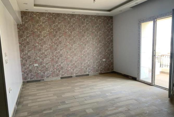 8147485 - Property Image 2