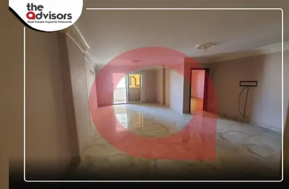 شقة - 3 غرف نوم - 2 حمامات للبيع في شارع أديمون فريمون - سموحة - حي شرق - الاسكندرية