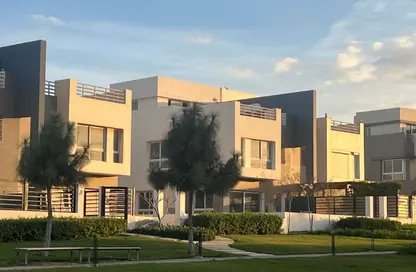 Townhouse - 4 Bedrooms - 3 Bathrooms for sale in Hyde Park - New Cairo City - Cairo