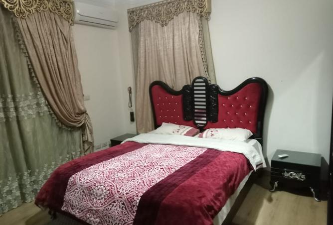 8259100 - Property Image 3