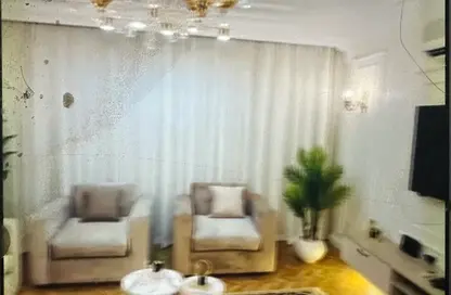 Apartment - 2 Bedrooms - 2 Bathrooms for rent in Maadi - Hay El Maadi - Cairo