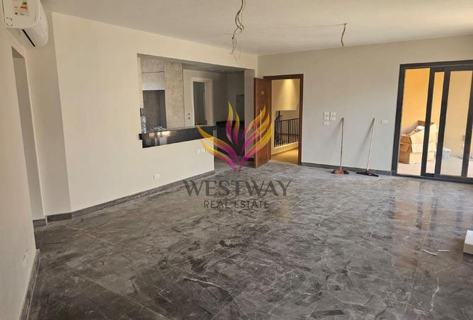 8229018 - Property Image 3