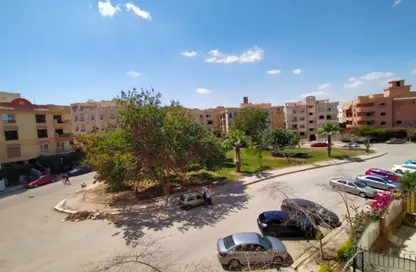 Apartment - 3 Bedrooms - 3 Bathrooms for rent in Green Residence 1 - 7th District - Sheikh Zayed City - Giza