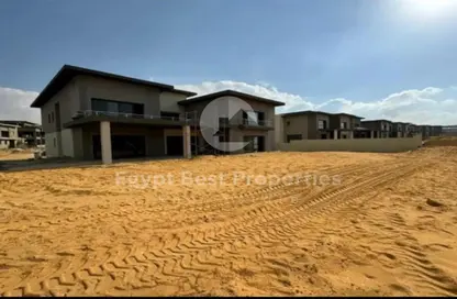 Villa - 5 Bedrooms - 5 Bathrooms for sale in Mivida - 5th Settlement Compounds - The 5th Settlement - New Cairo City - Cairo