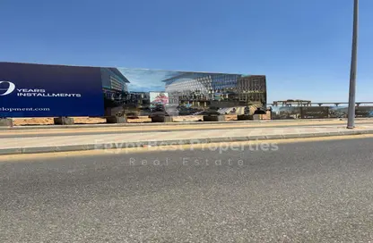 Retail - Studio - 2 Bathrooms for sale in Gamal Abdel Nasser Axis - 12th District - 6 October City - Giza