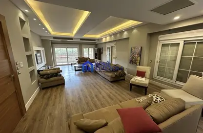 دوبلكس - 3 غرف نوم - 4 حمامات للايجار في غرب الجولف - كمبوندات القطامية - القطامية - مدينة القاهرة الجديدة - القاهرة