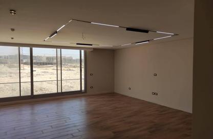 شقة - 4 غرف نوم - 4 حمامات للبيع في بيراميدز هايتس - طريق مصر اسكندرية الصحراوي - مدينة 6 أكتوبر - الجيزة