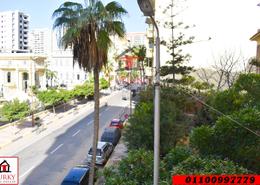 Apartment - 4 bedrooms - 2 bathrooms for للايجار in Kasr Al Safa St. - Zezenia - Hay Sharq - Alexandria