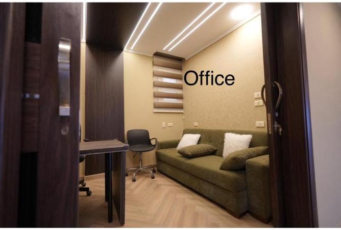 8073451 - Property Image 2