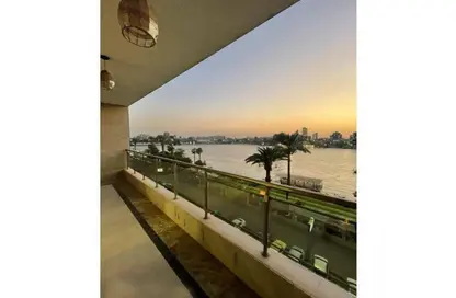 Apartment - 4 Bedrooms - 4 Bathrooms for sale in Abou Al Feda St. - Zamalek - Cairo