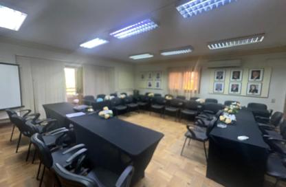 Half Floor - Studio - 3 Bathrooms for rent in Beirut Square - Almazah - Heliopolis - Masr El Gedida - Cairo