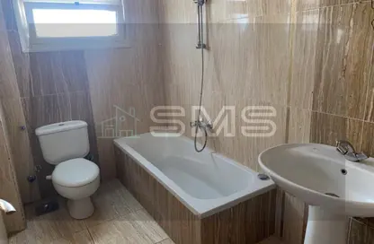 شقة - 4 غرف نوم - 3 حمامات للايجار في شارع الشويفات - الحي الاول - التجمع الخامس - مدينة القاهرة الجديدة - القاهرة