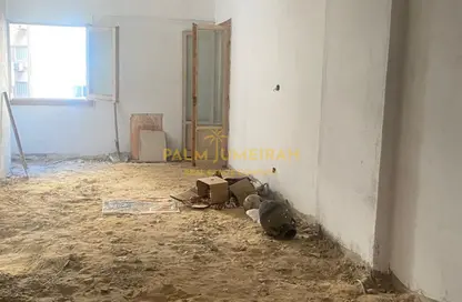 شقة - 2 غرف نوم - 2 حمامات للبيع في شارع عثمان أحمد عثمان - سموحة - حي شرق - الاسكندرية