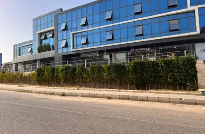 Retail - Studio - 2 Bathrooms for rent in Zayed Dunes Complex - 6th District - Sheikh Zayed City - Giza