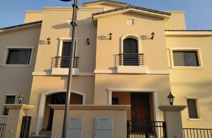 Villa - 3 Bedrooms - 4 Bathrooms for rent in Levana - Uptown Cairo - Mokattam - Cairo