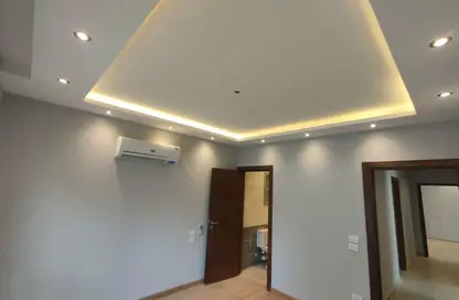 Apartment - 3 Bedrooms - 3 Bathrooms for sale in Mountain View iCity - 5th Settlement Compounds - The 5th Settlement - New Cairo City - Cairo