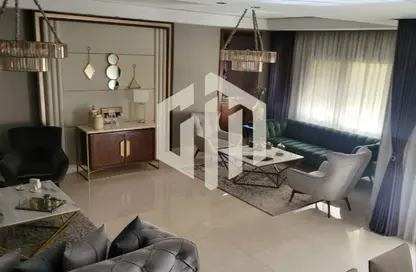 فيلا - 4 غرف نوم - 5 حمامات للايجار في ميفيدا - كمبوندات التجمع الخامس - التجمع الخامس - مدينة القاهرة الجديدة - القاهرة