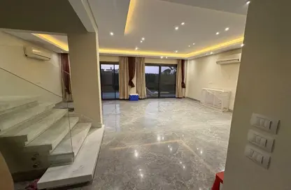 منزل مزدوج - 4 غرف نوم - 4 حمامات للايجار في باتيو الزهراء - كمبوندات الشيخ زايد - الشيخ زايد - الجيزة