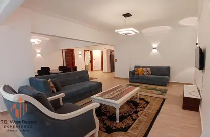 Apartment - 2 Bedrooms - 2 Bathrooms for rent in Street 231 - Degla - Hay El Maadi - Cairo