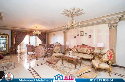 Apartment - 4 Bedrooms - 1 Bathroom for sale in Al Geish Road - Camp Chezar - Hay Wasat - Alexandria