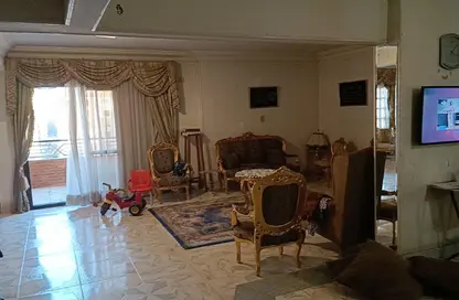Apartment - 3 Bedrooms - 3 Bathrooms for sale in Kabol St. - 6th Zone - Nasr City - Cairo