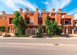 Townhouse - 3 bedrooms - 4 bathrooms for للبيع in Nyoum October - Northern Expansions - 6 October City - Giza
