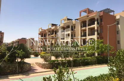 شاليه - 2 غرف نوم - 2 حمامات للبيع في إمارتس هايتس - قسم الضبعة - الساحل الشمالي