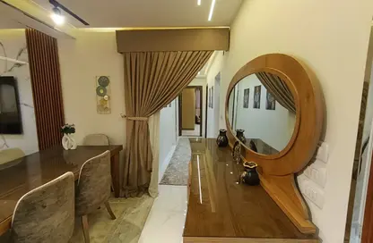 شقة - 3 غرف نوم - 3 حمامات للبيع في شارع ايران - الدقي - الجيزة