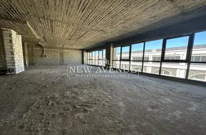 Office Space - Studio - 3 Bathrooms for sale in Mivida - 5th Settlement Compounds - The 5th Settlement - New Cairo City - Cairo