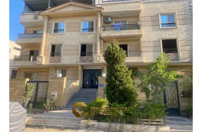 Apartment - 3 Bedrooms - 2 Bathrooms for sale in The Gate Plaza Mall - 10th District - Sheikh Zayed City - Giza