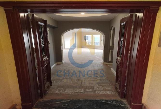8082097 - Property Image 2
