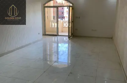 Apartment - 3 Bedrooms - 2 Bathrooms for sale in El Narges Buildings - Al Narges - New Cairo City - Cairo