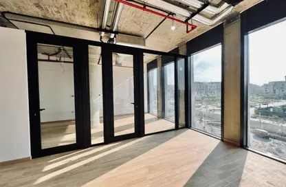 مساحات مكتبية - استوديو - 2 حمامات للايجار في ايستاون - كمبوندات التجمع الخامس - التجمع الخامس - مدينة القاهرة الجديدة - القاهرة