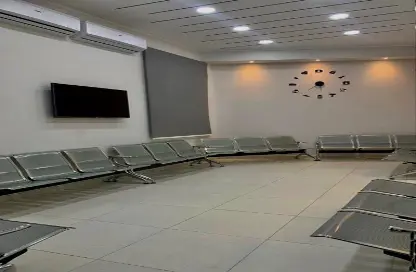 Clinic - Studio - 4 Bathrooms for rent in Heliopolis - Masr El Gedida - Cairo