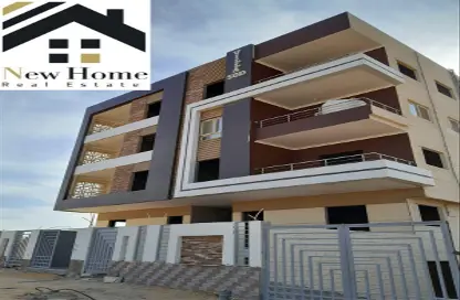 Apartment - 4 Bedrooms - 3 Bathrooms for sale in Bait Alwatan - The 5th Settlement - New Cairo City - Cairo