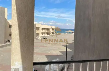 Chalet - 2 Bedrooms - 1 Bathroom for sale in Coronado Marina - Al Ain Al Sokhna - Suez