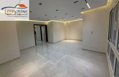 Apartment - 4 Bedrooms - 3 Bathrooms for sale in Madinaty - Cairo