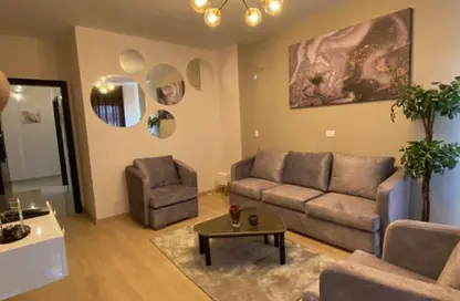 شقة - 3 غرف نوم - 3 حمامات للايجار في فيلدج ويست - كمبوندات الشيخ زايد - الشيخ زايد - الجيزة