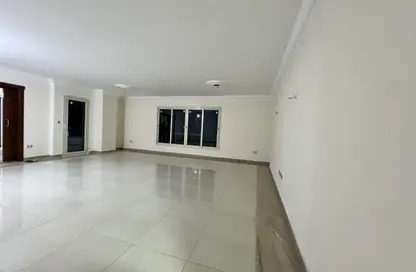 شقة - 3 غرف نوم - 3 حمامات للايجار في كمبوند انطونيادس - النزهة - حي شرق - الاسكندرية