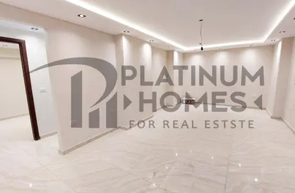 Apartment - 2 Bedrooms - 1 Bathroom for rent in Saba Basha - Hay Sharq - Alexandria