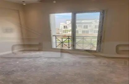 Apartment - 2 Bedrooms - 2 Bathrooms for sale in Stone Residence - 5th Settlement Compounds - The 5th Settlement - New Cairo City - Cairo