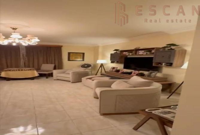 8311438 - Property Image 3