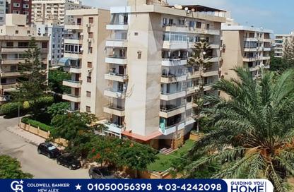 Apartment - 2 Bedrooms - 2 Bathrooms for sale in Corniche Al Maamoura - Al Maamoura - Hay Than El Montazah - Alexandria