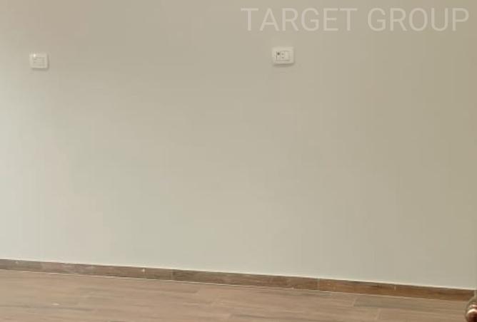 8204275 - Property Image 3