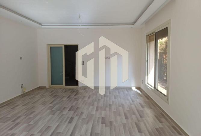 8433739 - Property Image 3