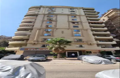 Apartment - 3 Bedrooms - 2 Bathrooms for sale in Abbas Al Akkad St. - 1st Zone - Nasr City - Cairo