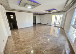 Apartment - 3 bedrooms - 2 bathrooms for للايجار in 14th of May Bridge - Smouha - Hay Sharq - Alexandria