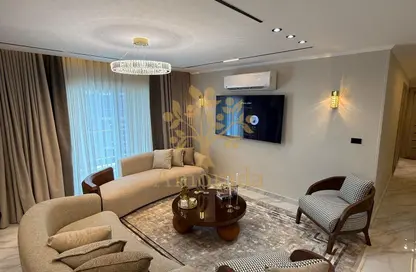 Apartment - 3 Bedrooms - 3 Bathrooms for sale in Amorada New Cairo - 5th Settlement Compounds - The 5th Settlement - New Cairo City - Cairo